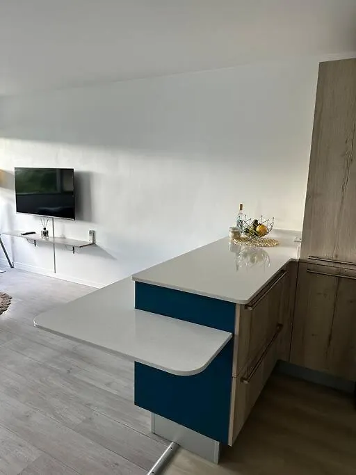 Appart Spacieux Avec Citerne A Eau Et Acces Direct A La Plage Le Gosier  Apartment Le Gosier (Grande-Terre)